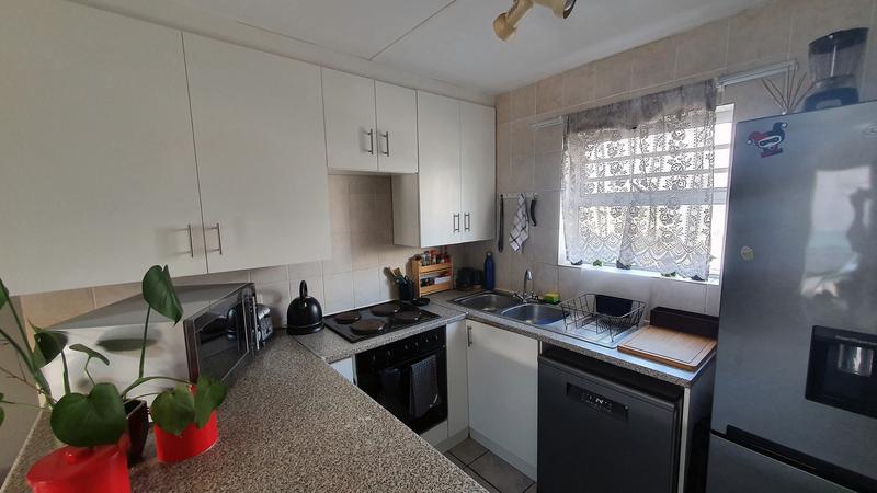 To Let 2 Bedroom Property for Rent in Vredekloof East Western Cape